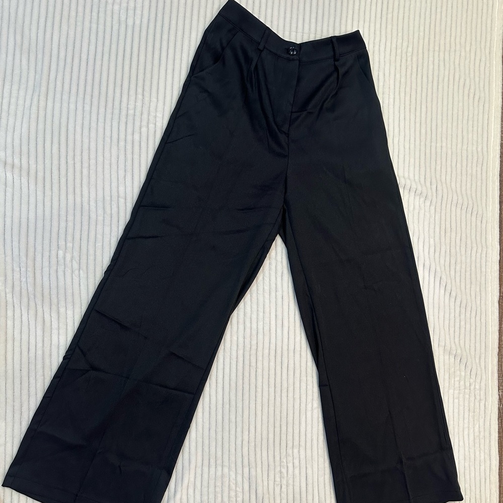 SHEIN Black Wide Leg Jeans